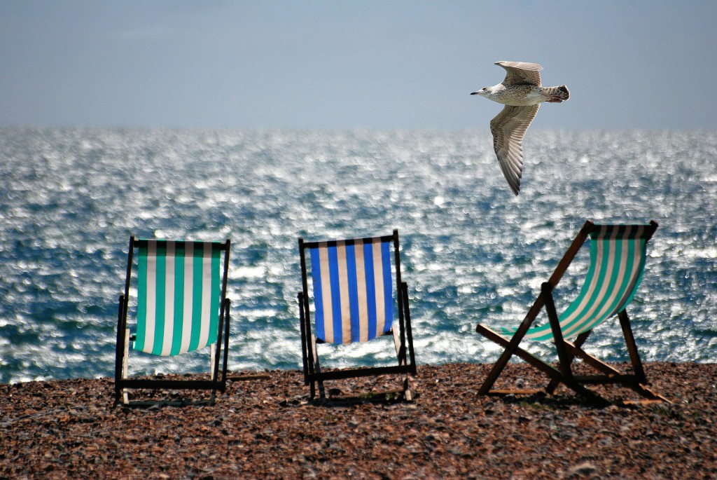 deckchairs-355596_1920